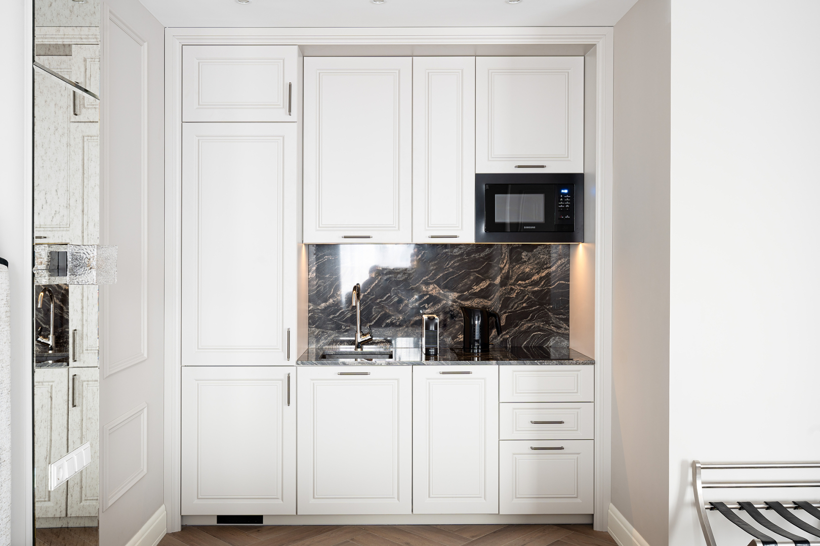 Отель Dionis Art