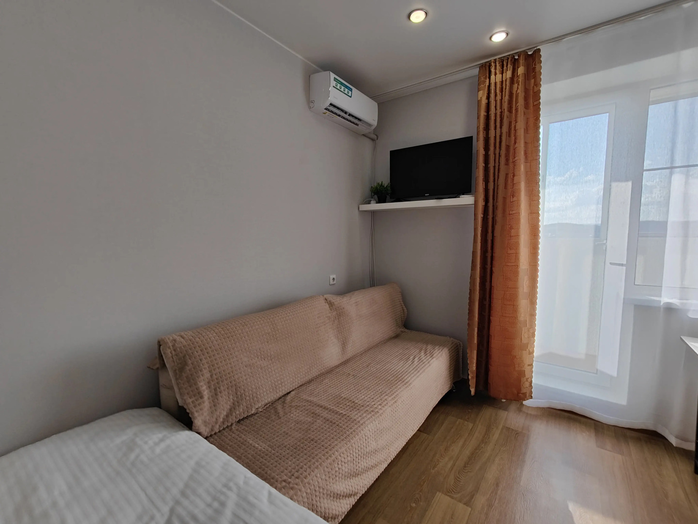 Квартира на Богдана Хмельницкого, 50