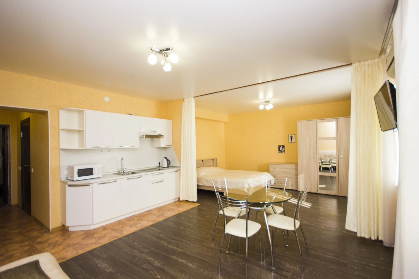 Апартаменты №202 у Дворца бракосочетания