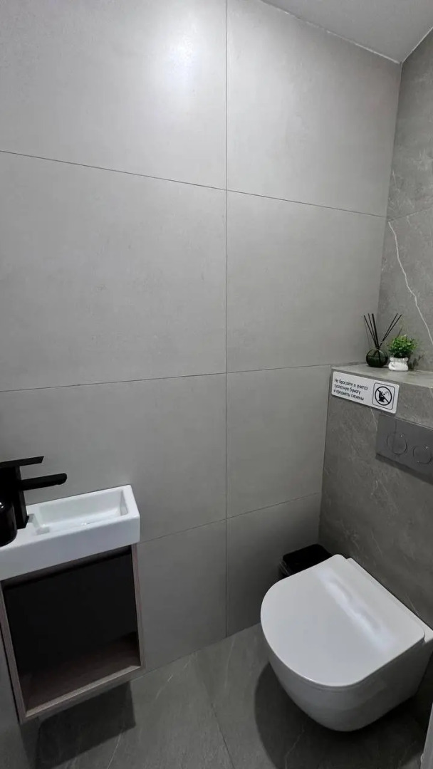 Частный дом Стильный Дом с Видом на Водоем