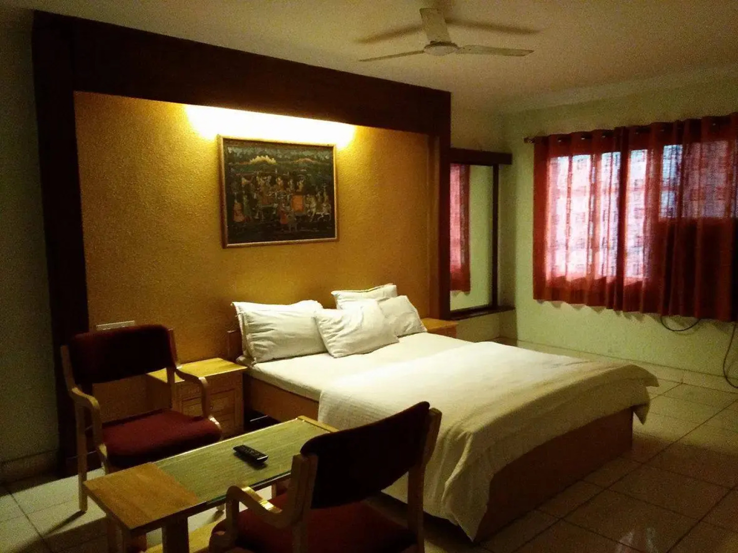 Отель KP Suites