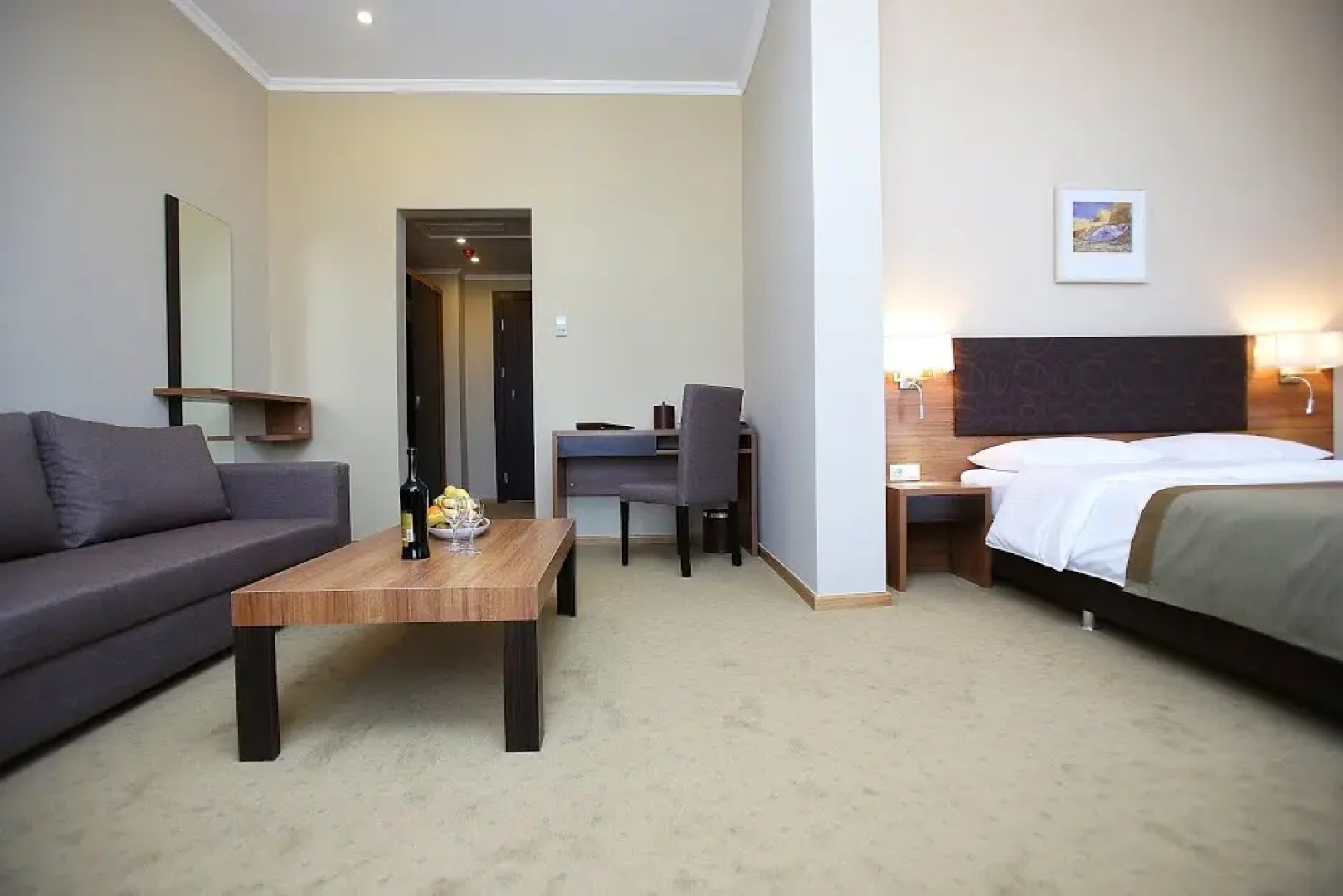 Отель Tskaltubo Plaza