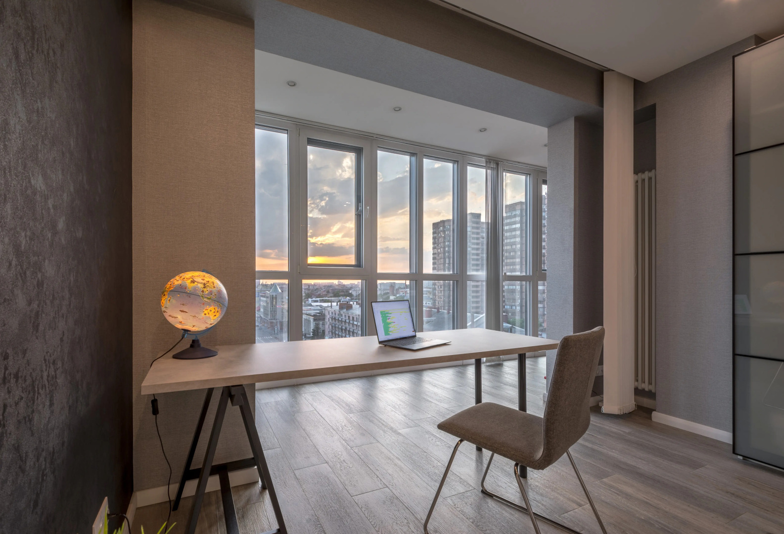 Апартаменты с панорамным видом: наслаждайтесь закатами в центре города рядом с ТРЦ «Галерея»