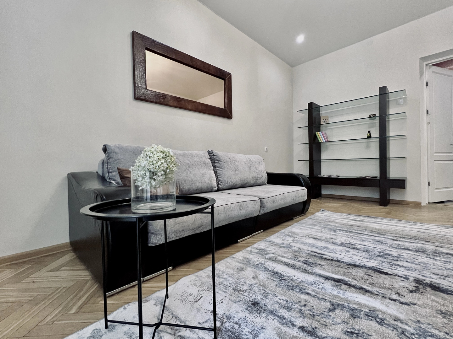 Апартаменты Двухкомнатные рядом с ЦУМом