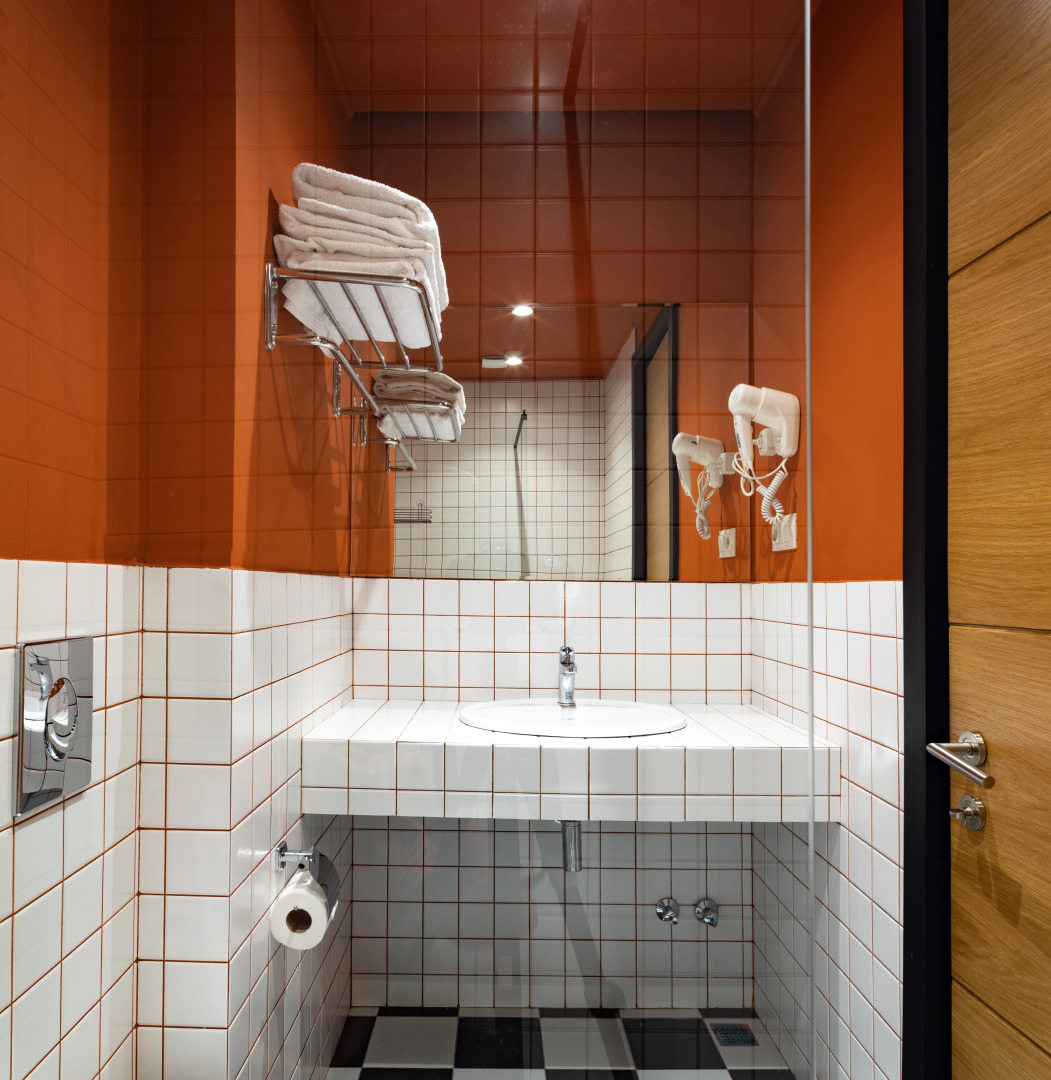 Отель Address Inn