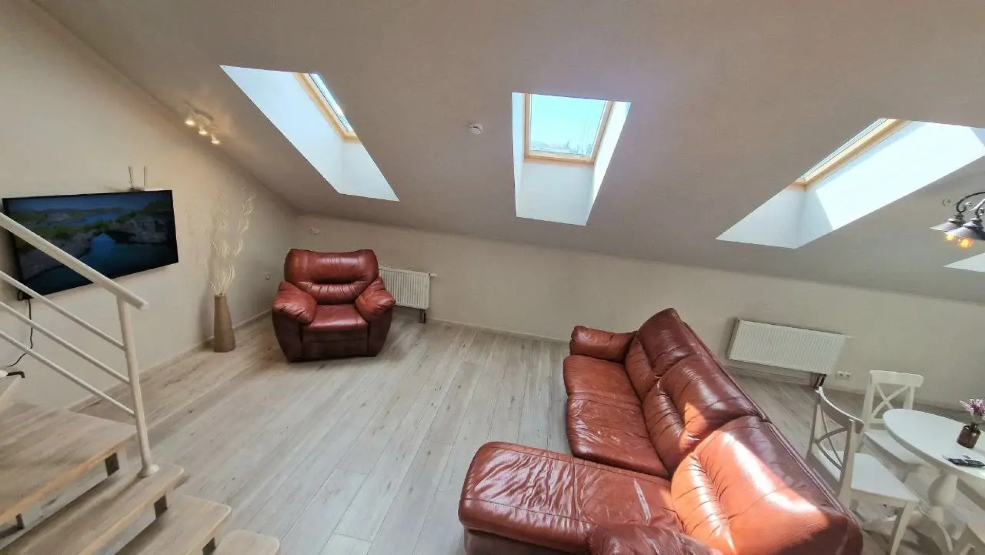 Квартира Просторная двухуровневая студия у подножия Казанского Кремля