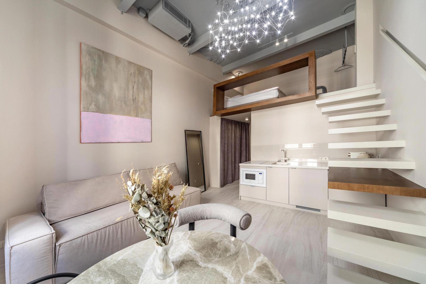 Квартира Двухуровневая в особняке у Кремля