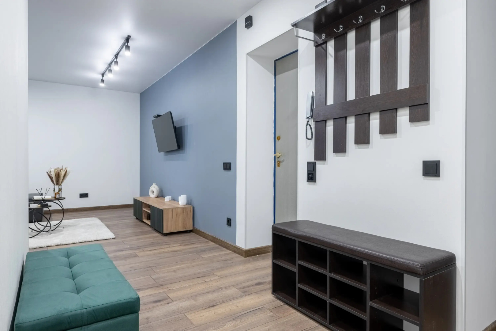 Апартаменты Comfort Home на Амирхана 11