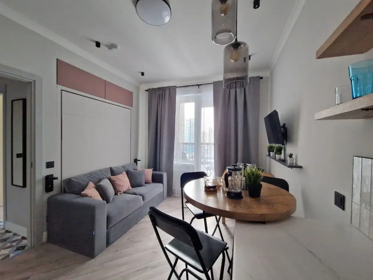 Апартаменты комфортные евро-2 в новом ЖК Артлайн для 4-х человек