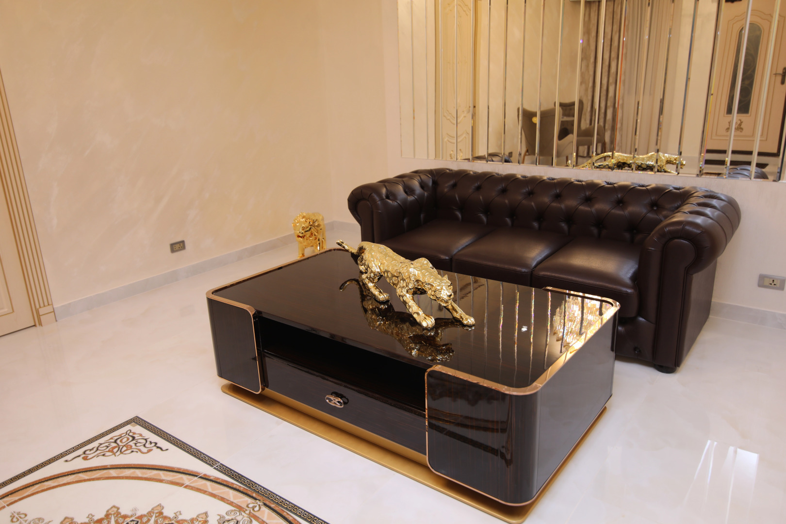 Отель Louvre Home