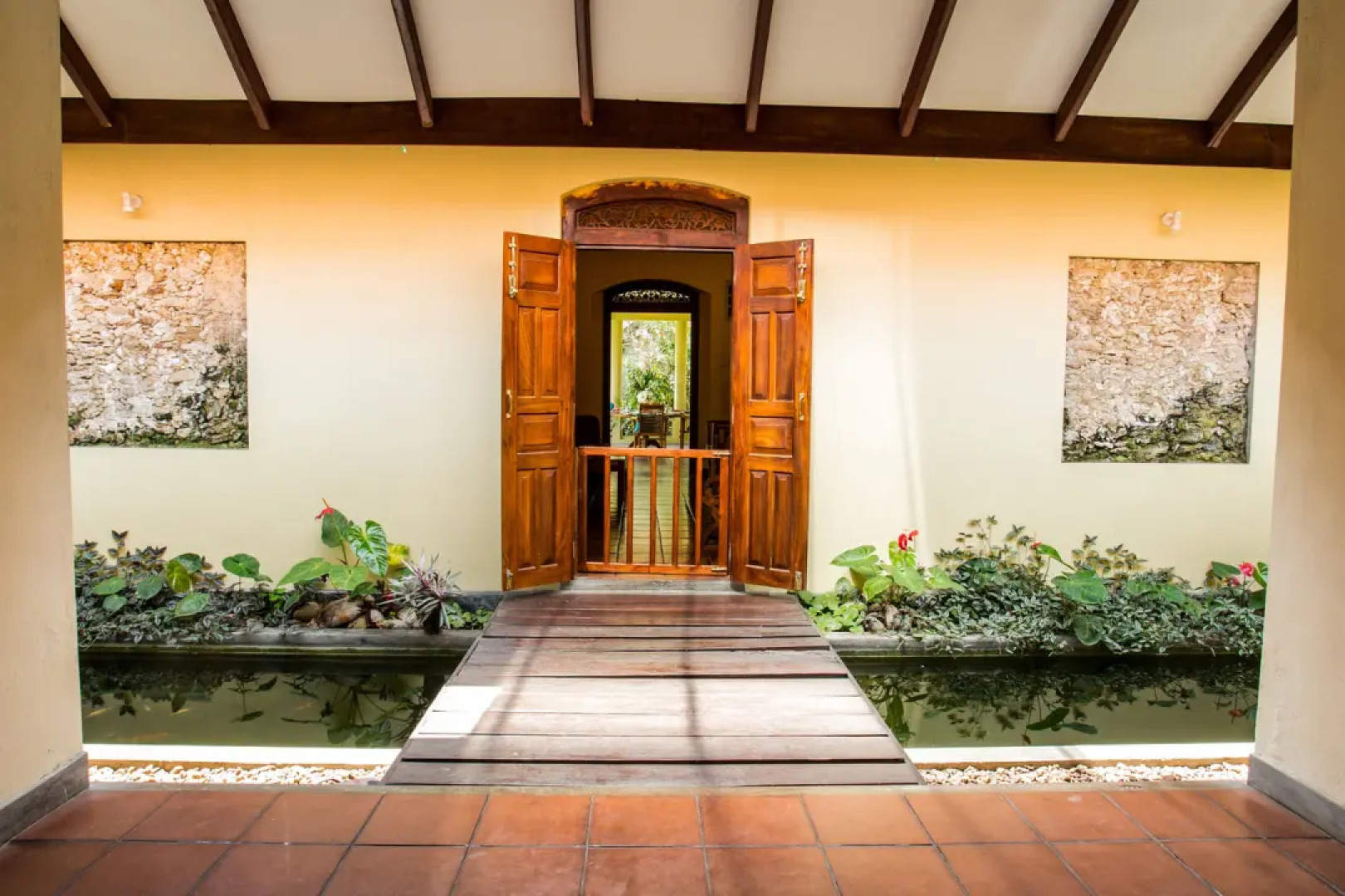 The Chalet 2 bedrooms close to beach