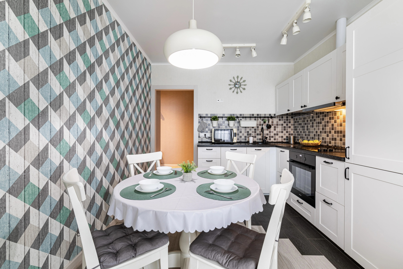 Квартира Xюггe Уютно Кaк Дома