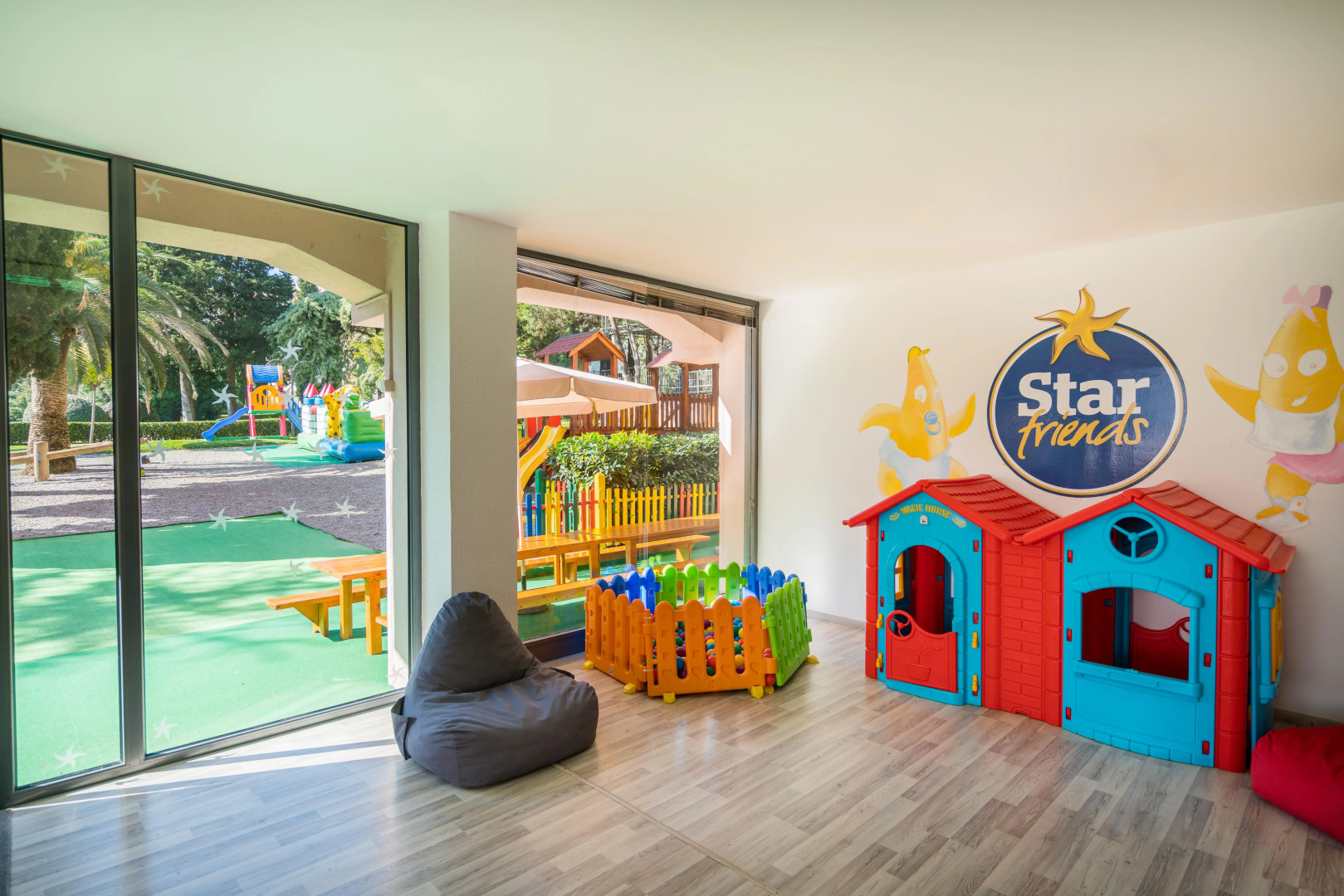 Отель Iberostar Bellevue