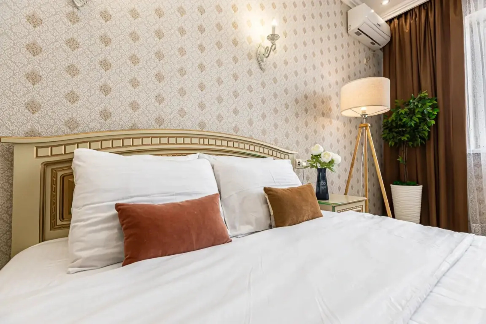 Apartment Krasnodar Gallary by Alekseev