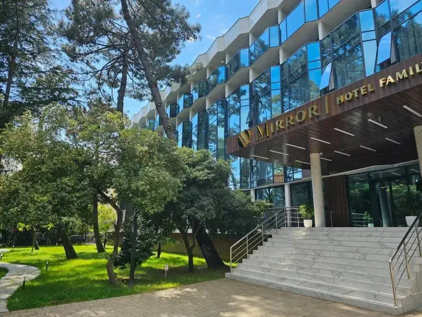 Апартаменты в центре Адлера