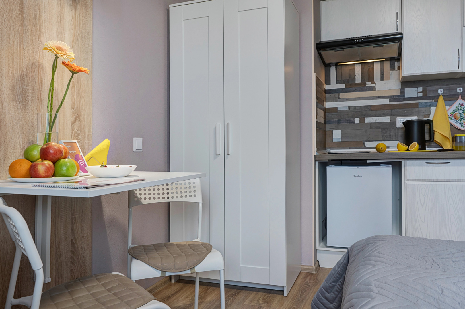 Апартаменты 9 ночей на Есенина