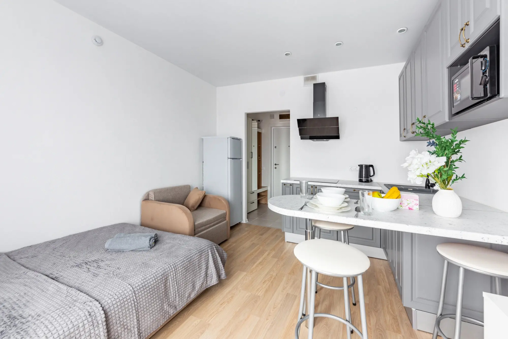 Квартира на 8 Марта 18