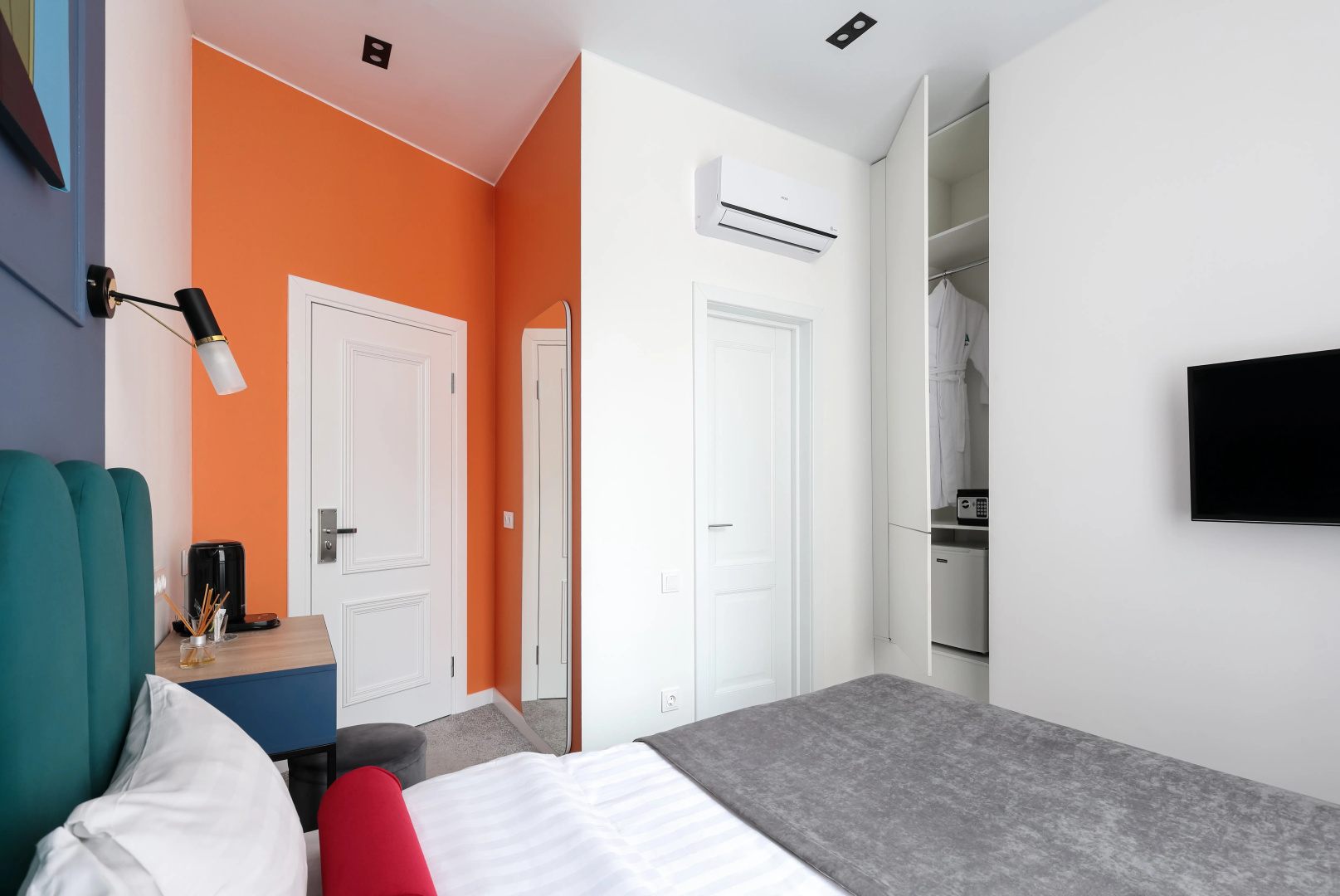 Отель Mix Hotels Rubinstein
