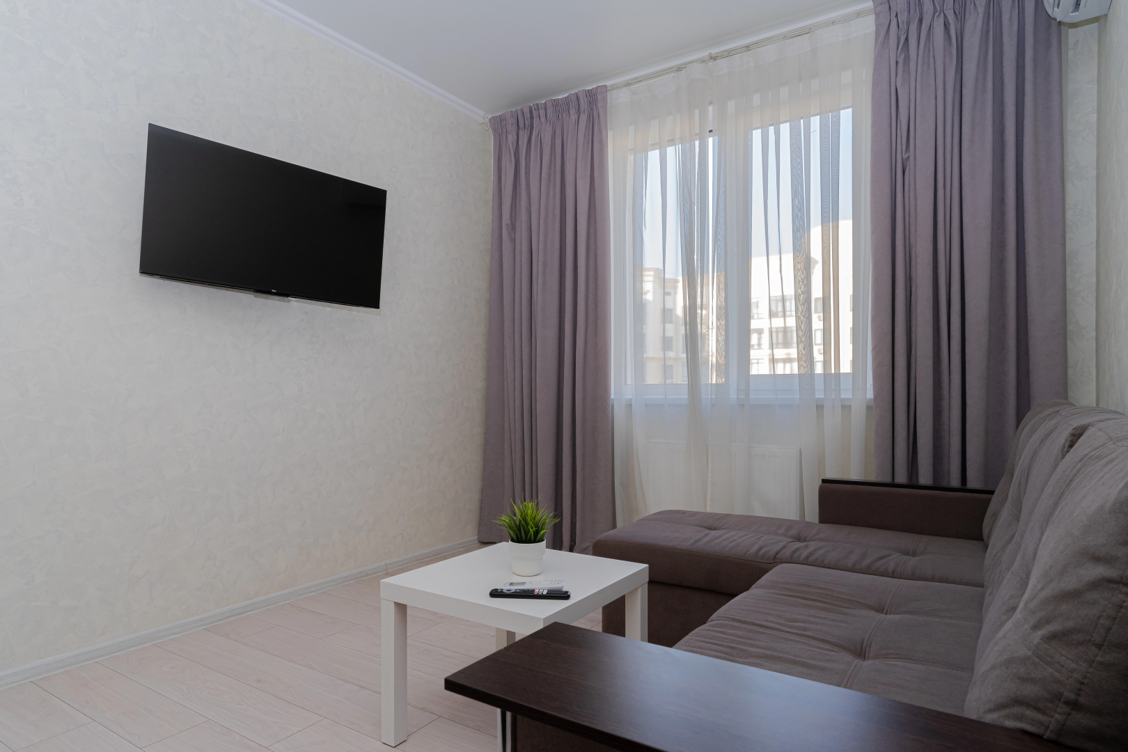 Квартира ЛЮКС Посуточно в ЖК Жигулина Роща