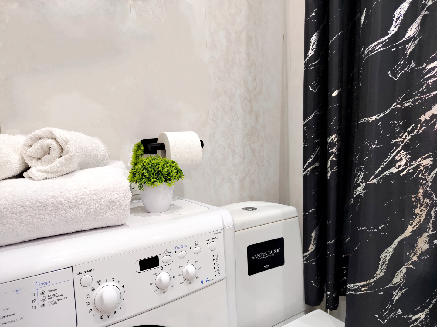 Квартира с Видом на Реку