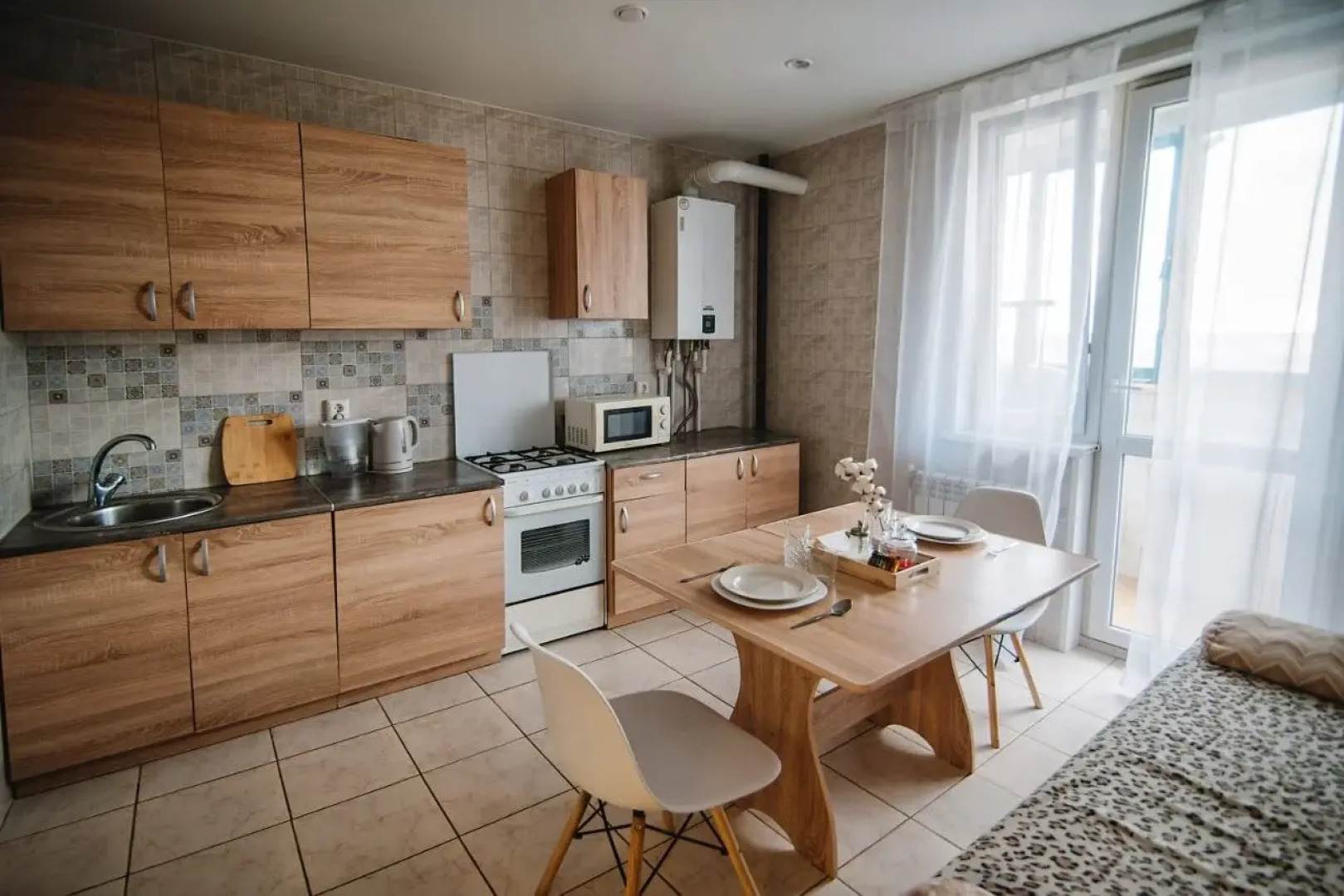 Апартаменты Апрель Брестская 1