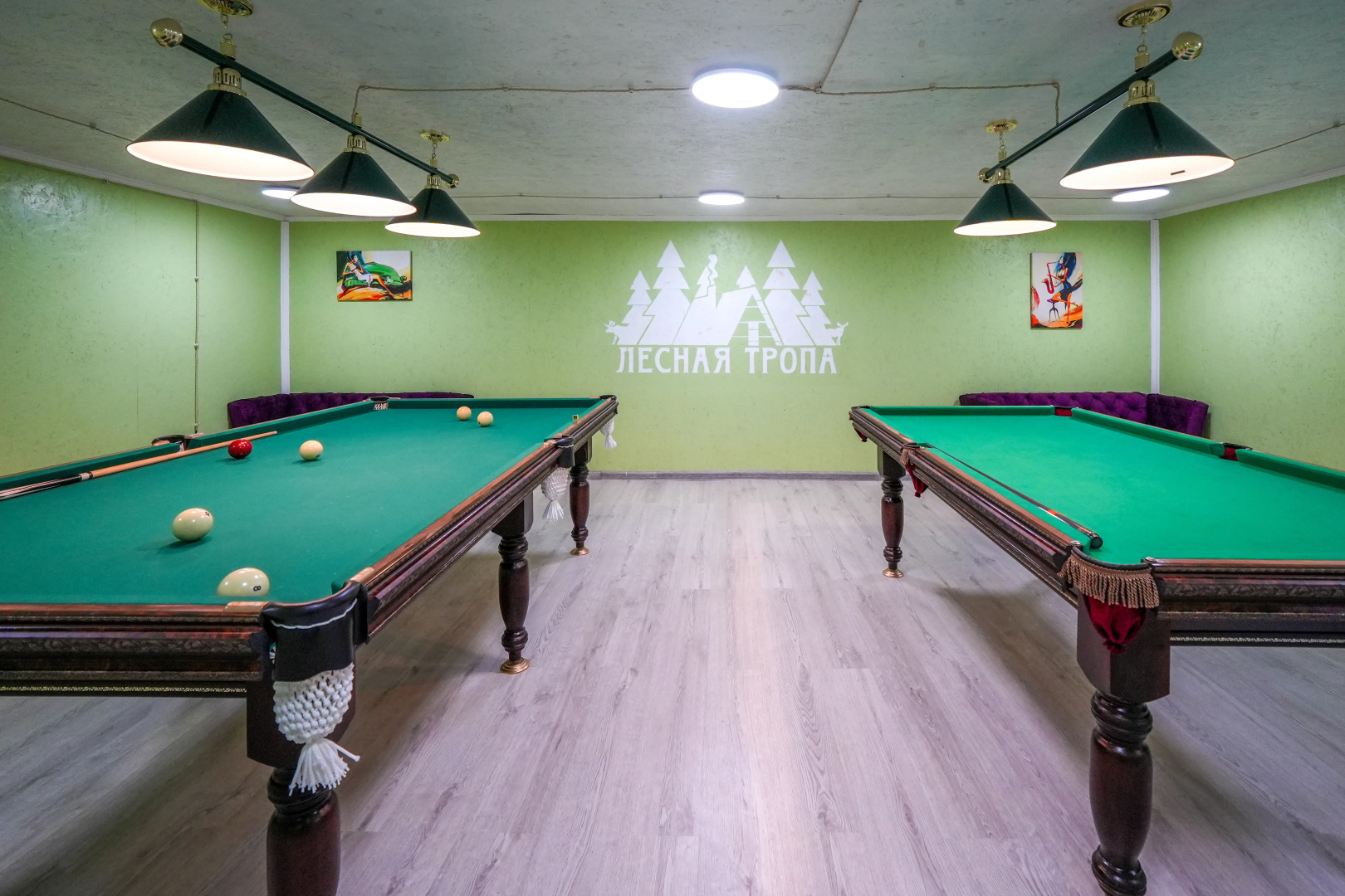 Шале Красный домик в лесу на Живописной улице