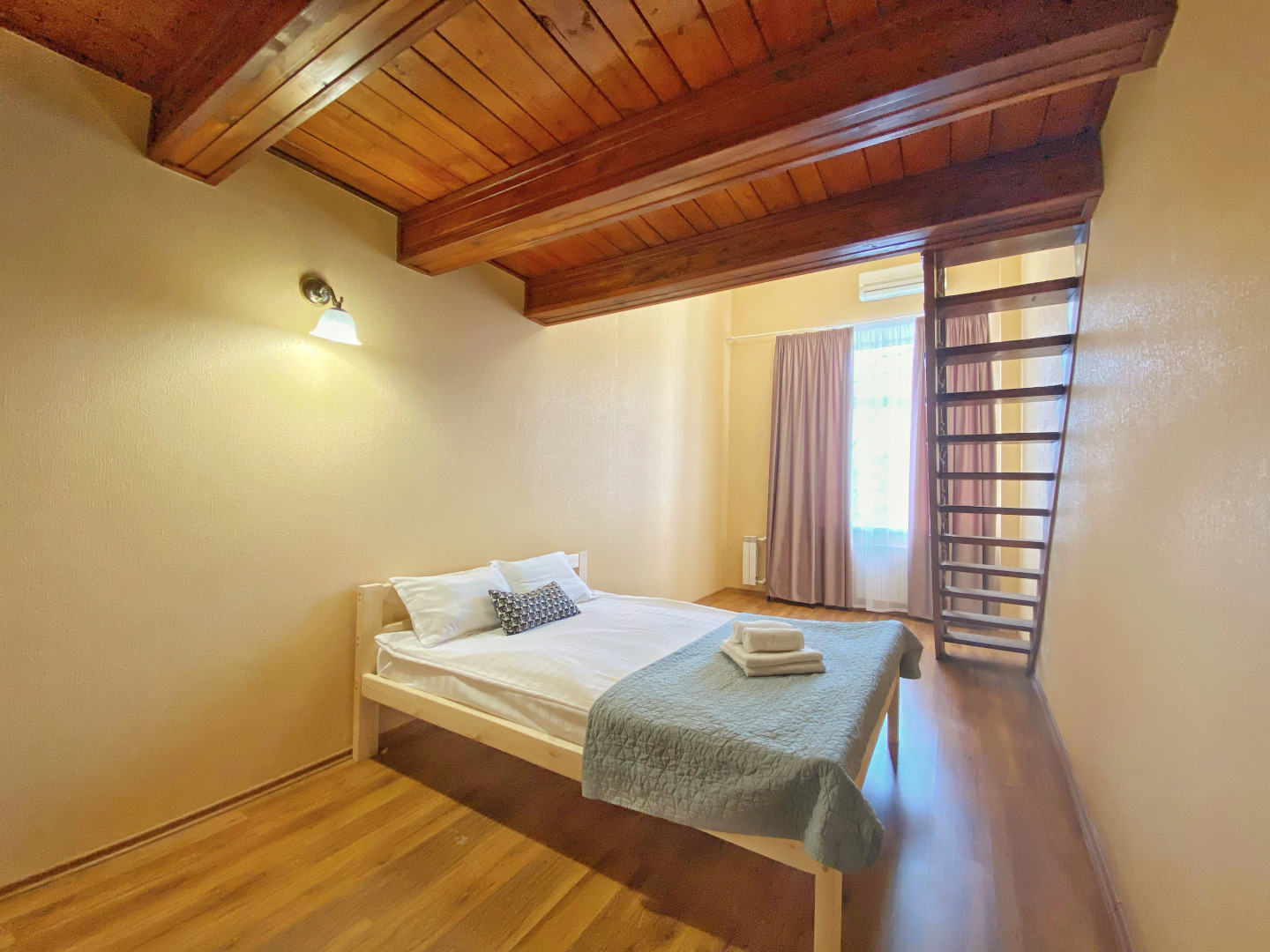 Апартаменты Apart-Comfort Двухуровневые на Волжской Набережной 49/1