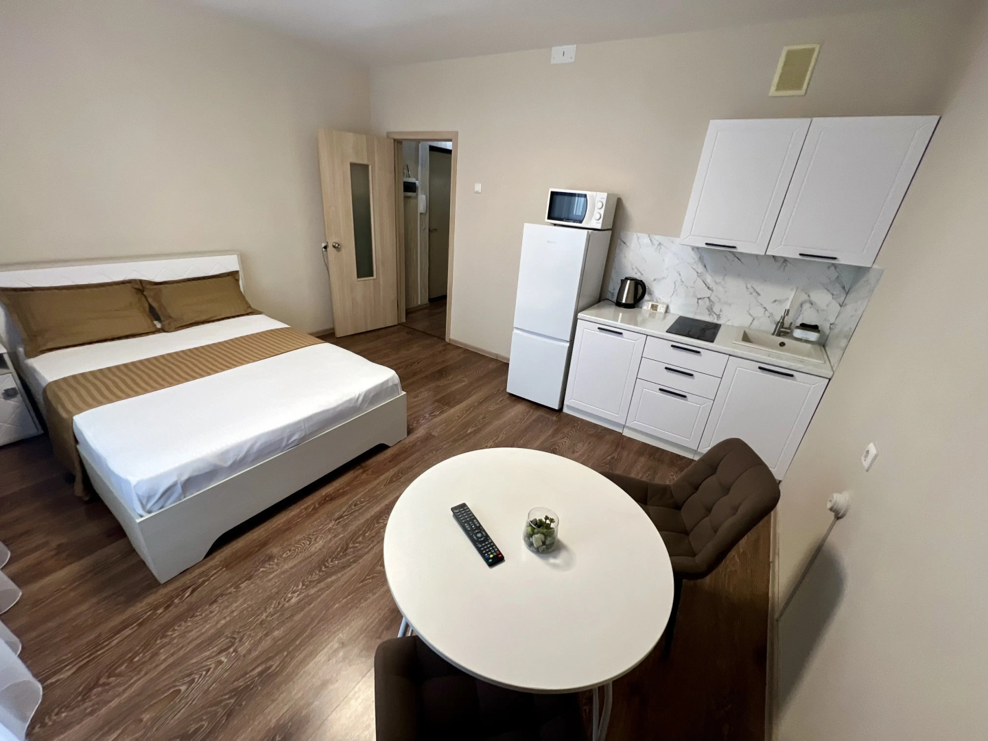 Апартаменты в ЖК Академ Riverside на Братьев Кашириных