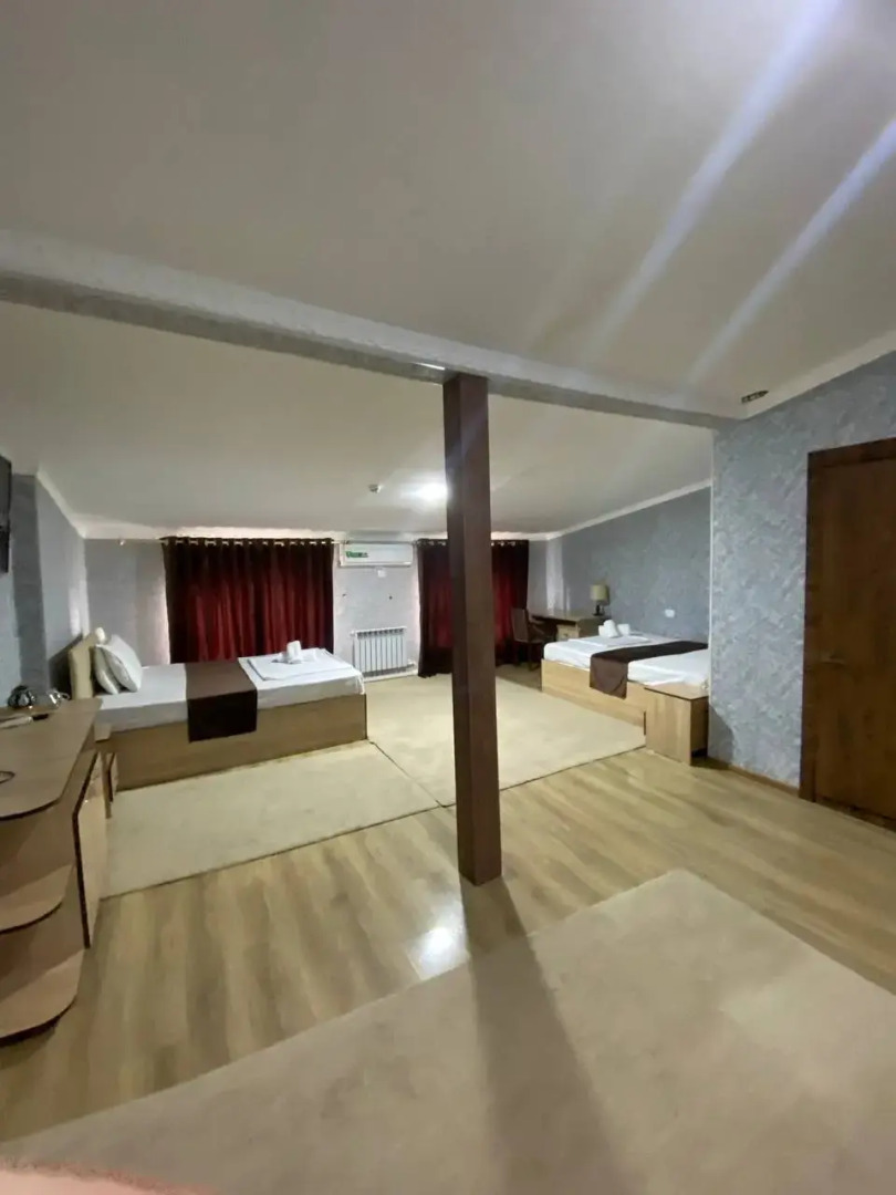 Отель Garden City