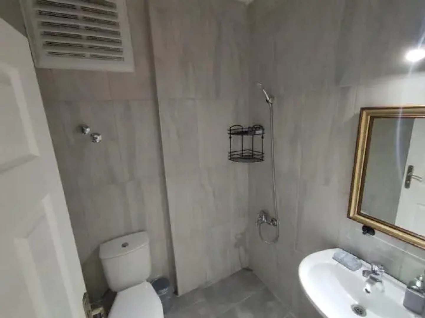 Atlantis D.M & Butik Otel