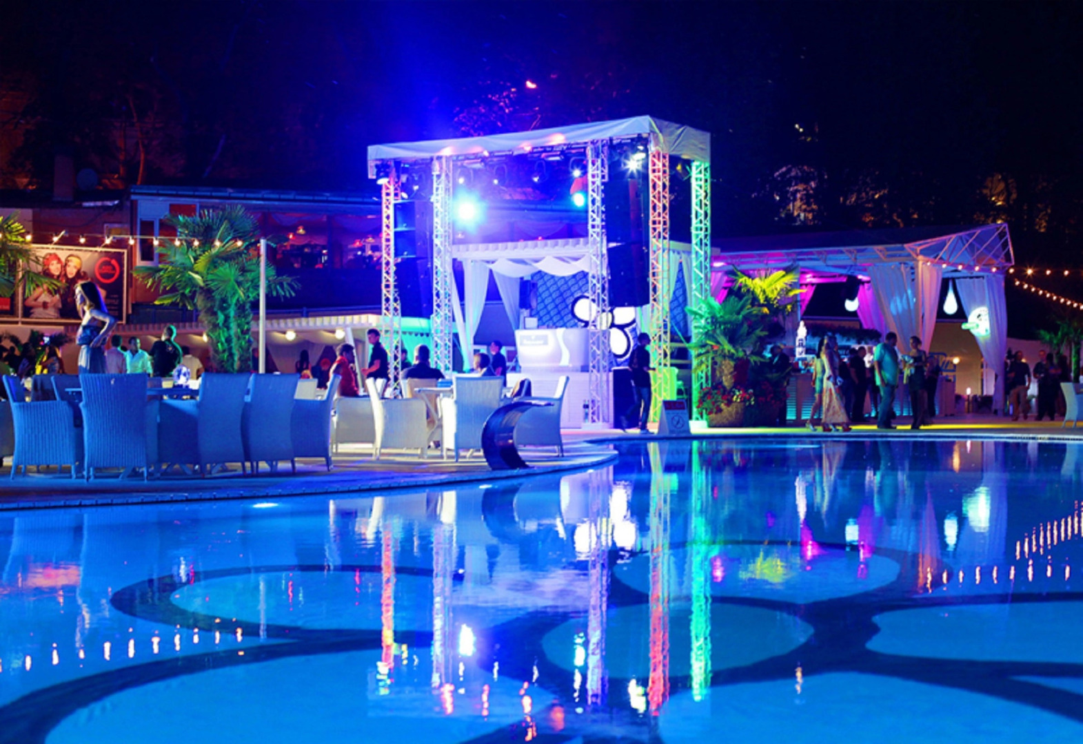 Апартаменты Pearl Apartment