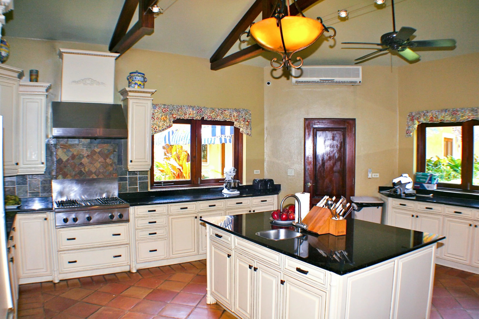 Вилла Castellamonte