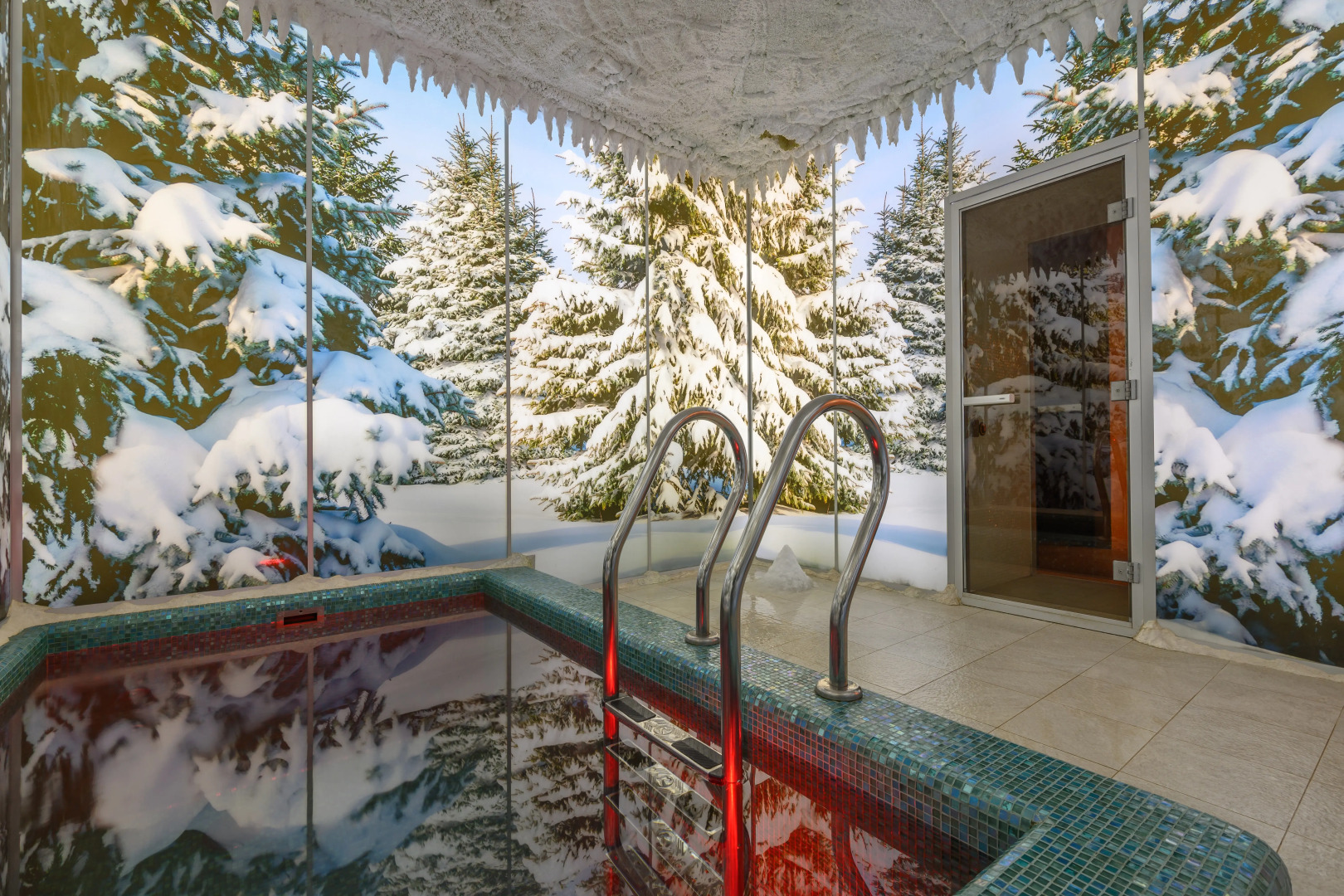 Гостиница Кол Гали