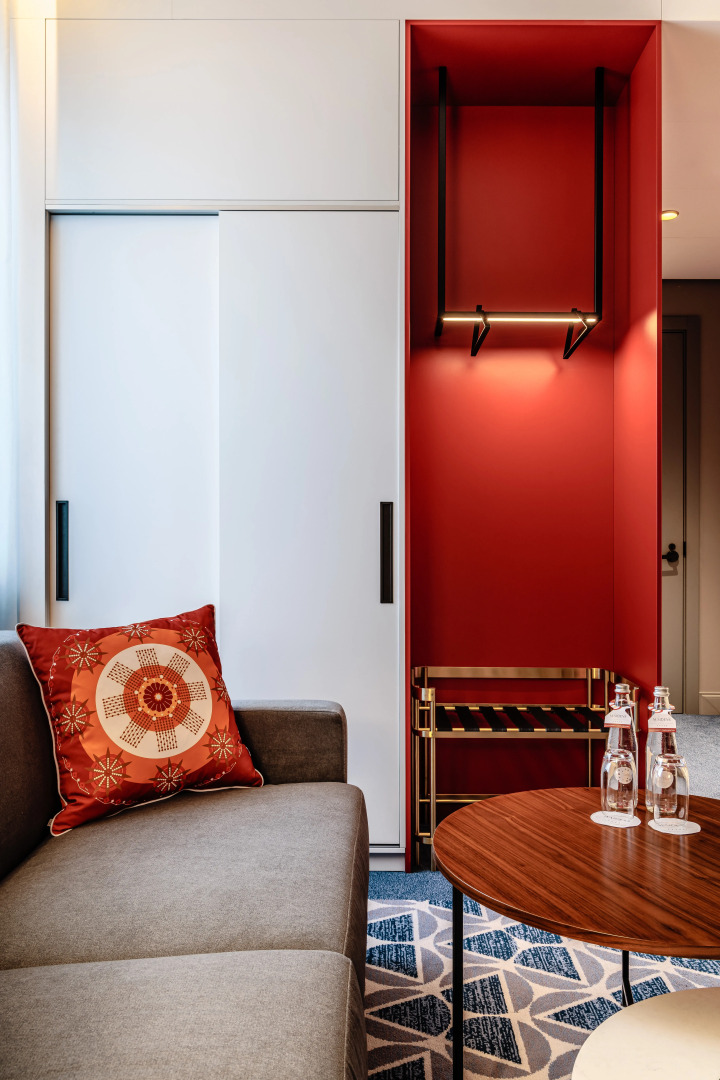 Отель Maidens Hotel