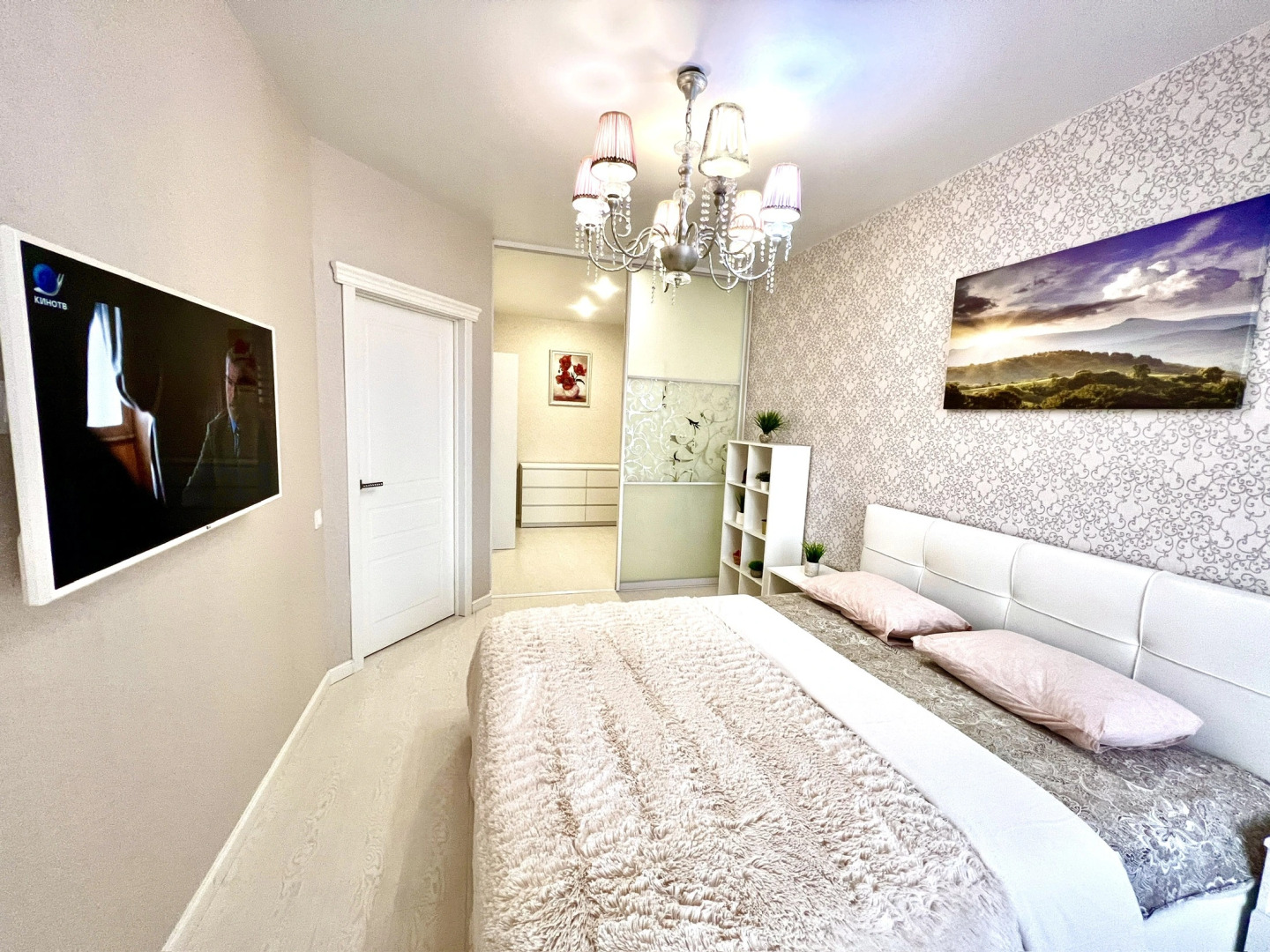 Апартаменты на Ново-Садовой, 106 (лит. О)  с видом на реку Волгу