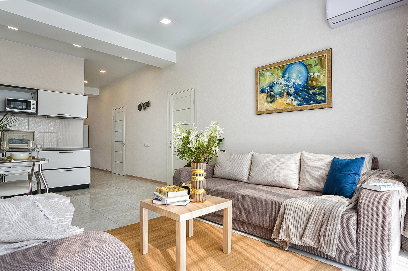 Апартаменты Щорса 42