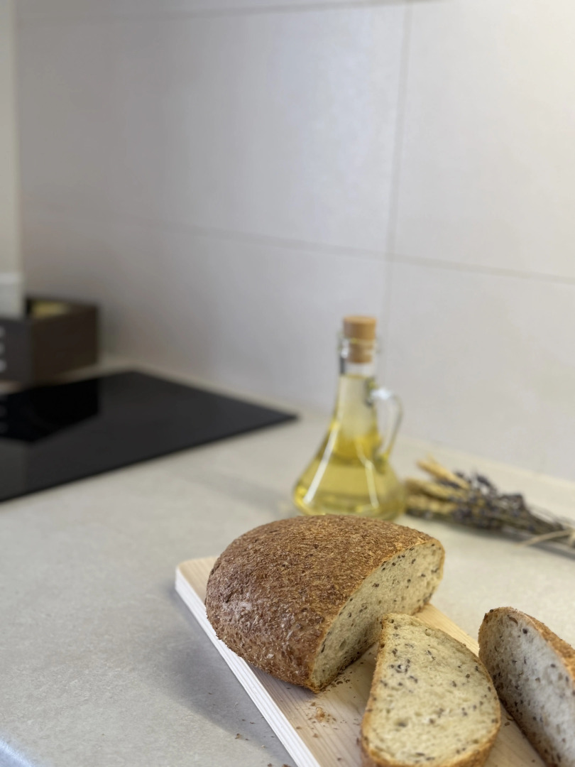 Апартаменты PosutochnoSV на Лунной 30