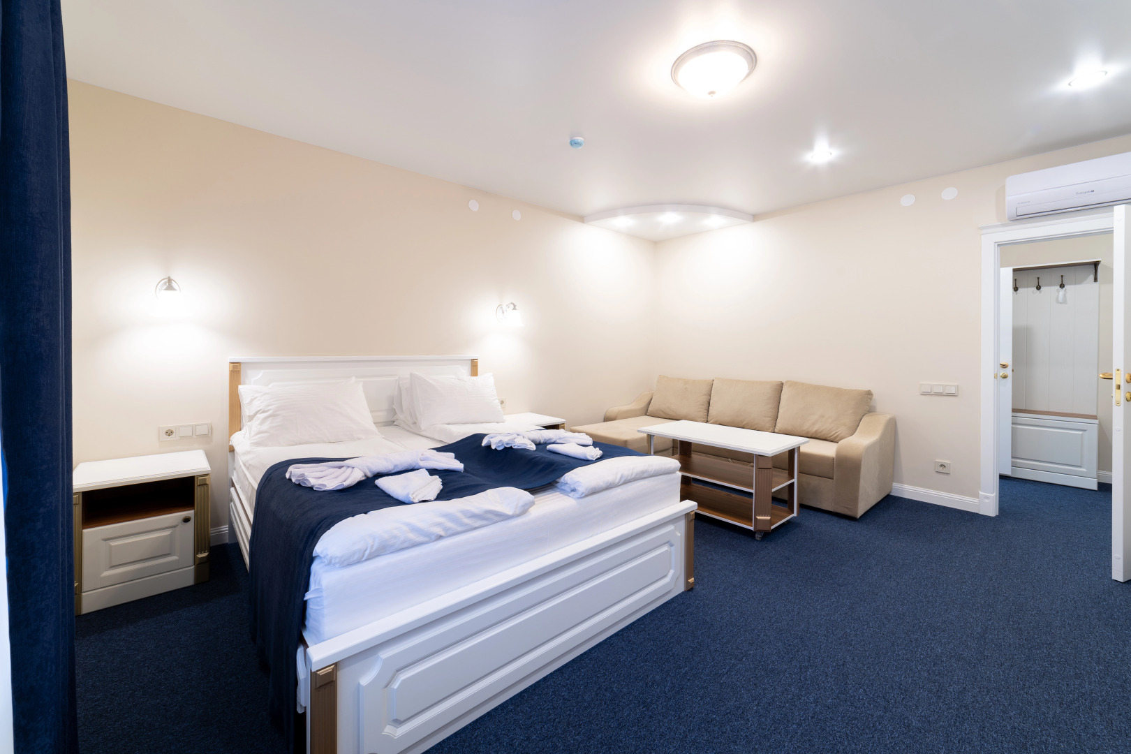 Отель Ангельская