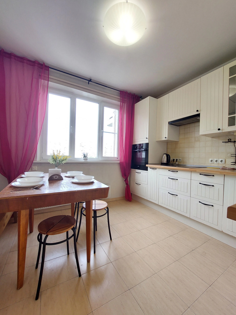 Квартира Просторная квартира рядом с м. Митино