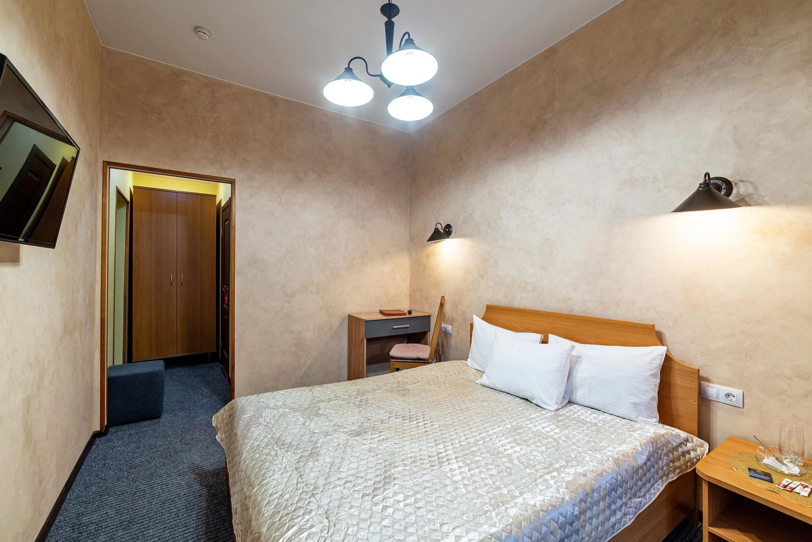 Гостиница Домашняя гостиница Подушка