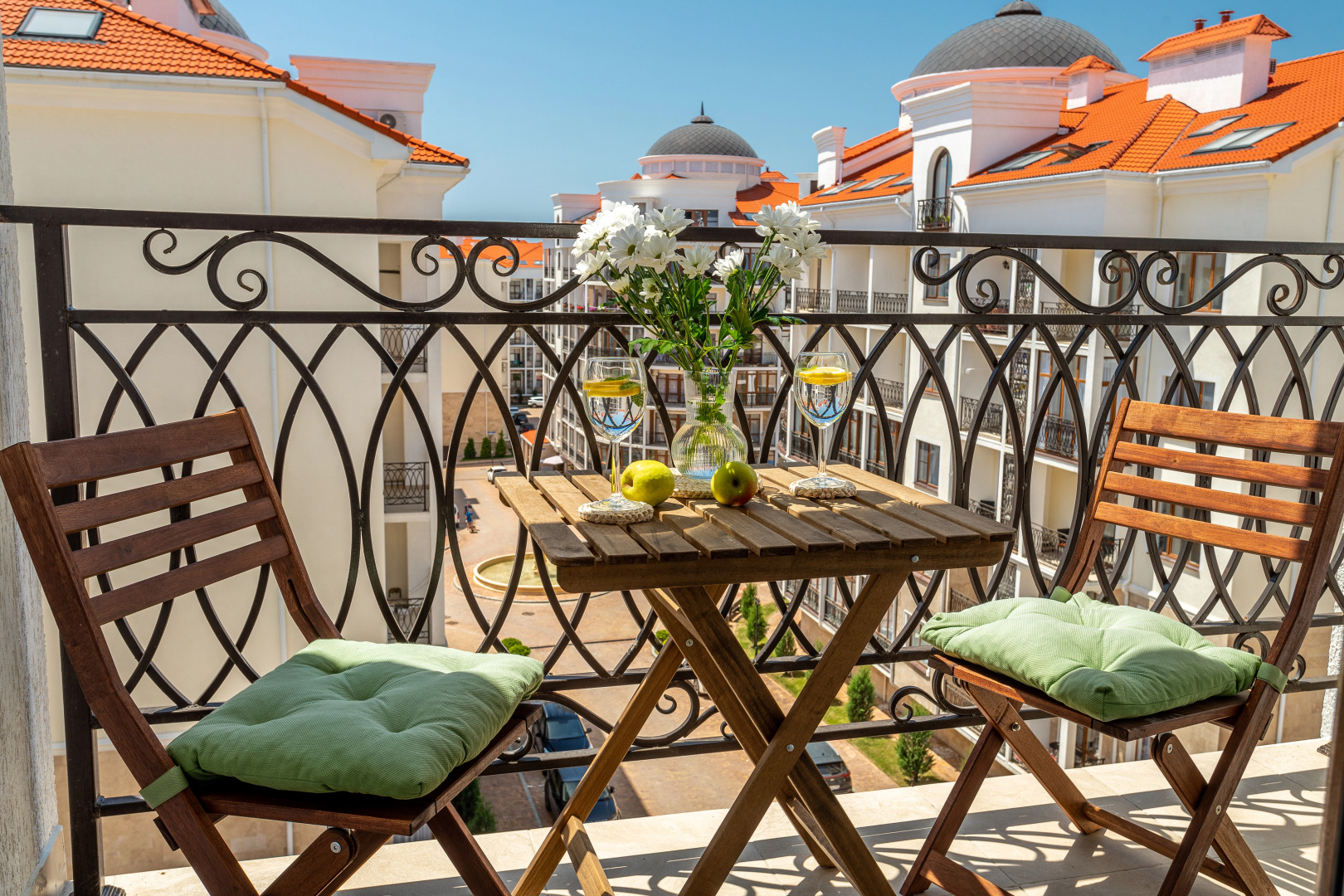 Апартаменты Светлые Уютные на Первой Береговой Линии от Home Group apartments