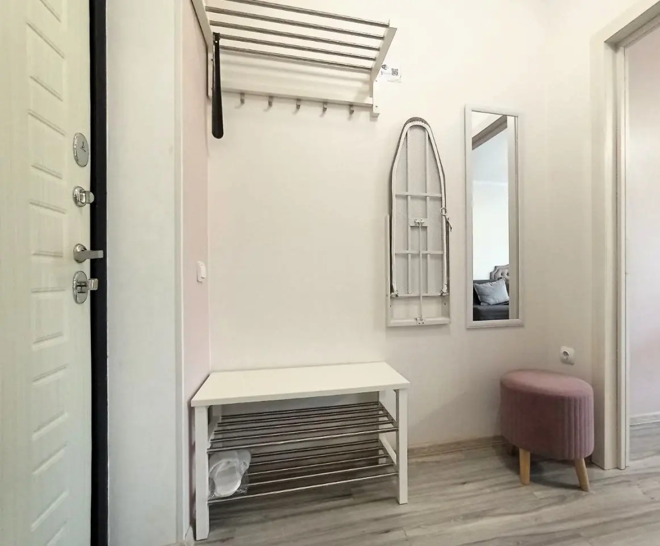 Квартира-студия с панорамным видом на горы