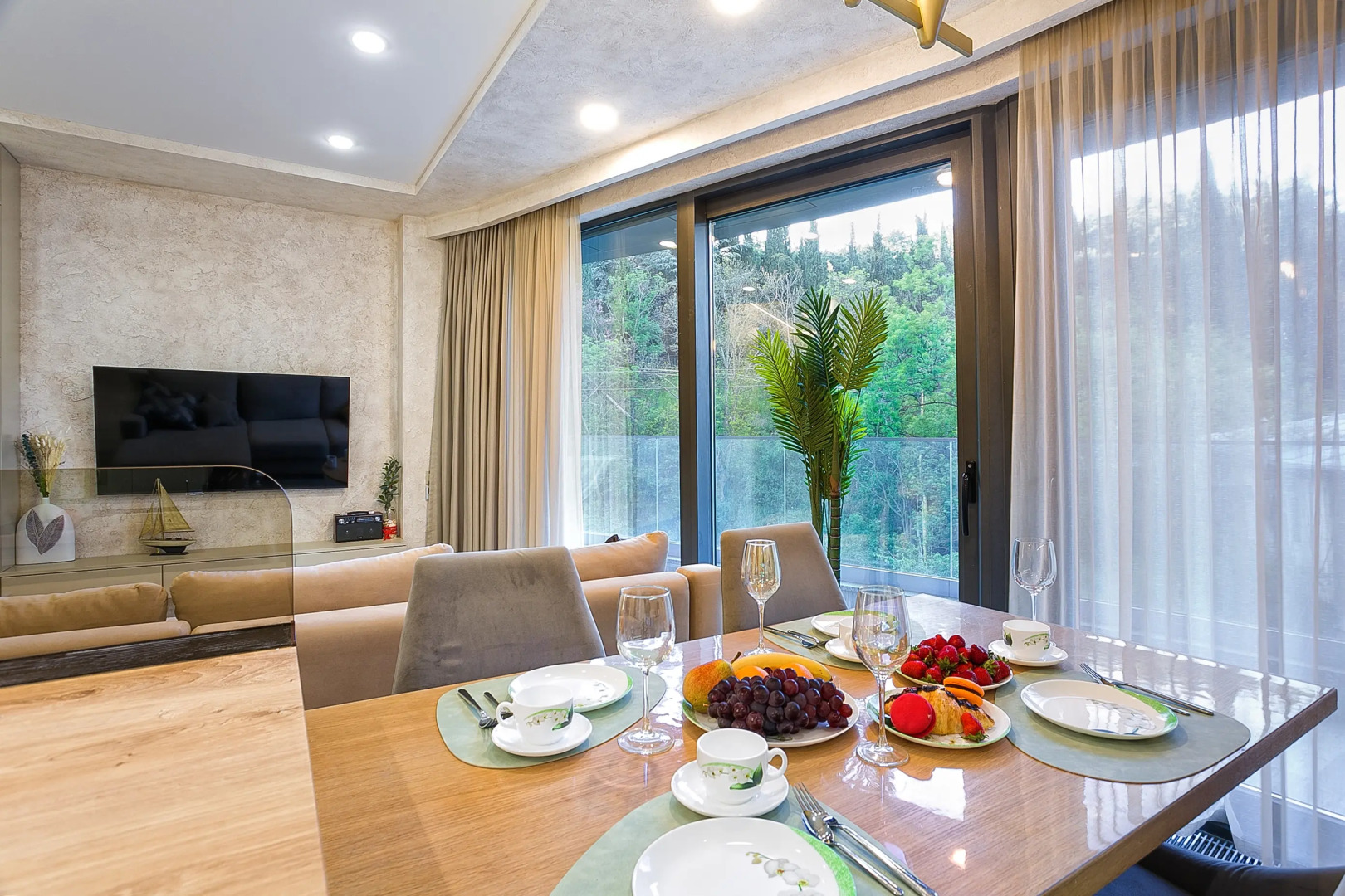 Апартаменты Ялта парковый проезд 6б