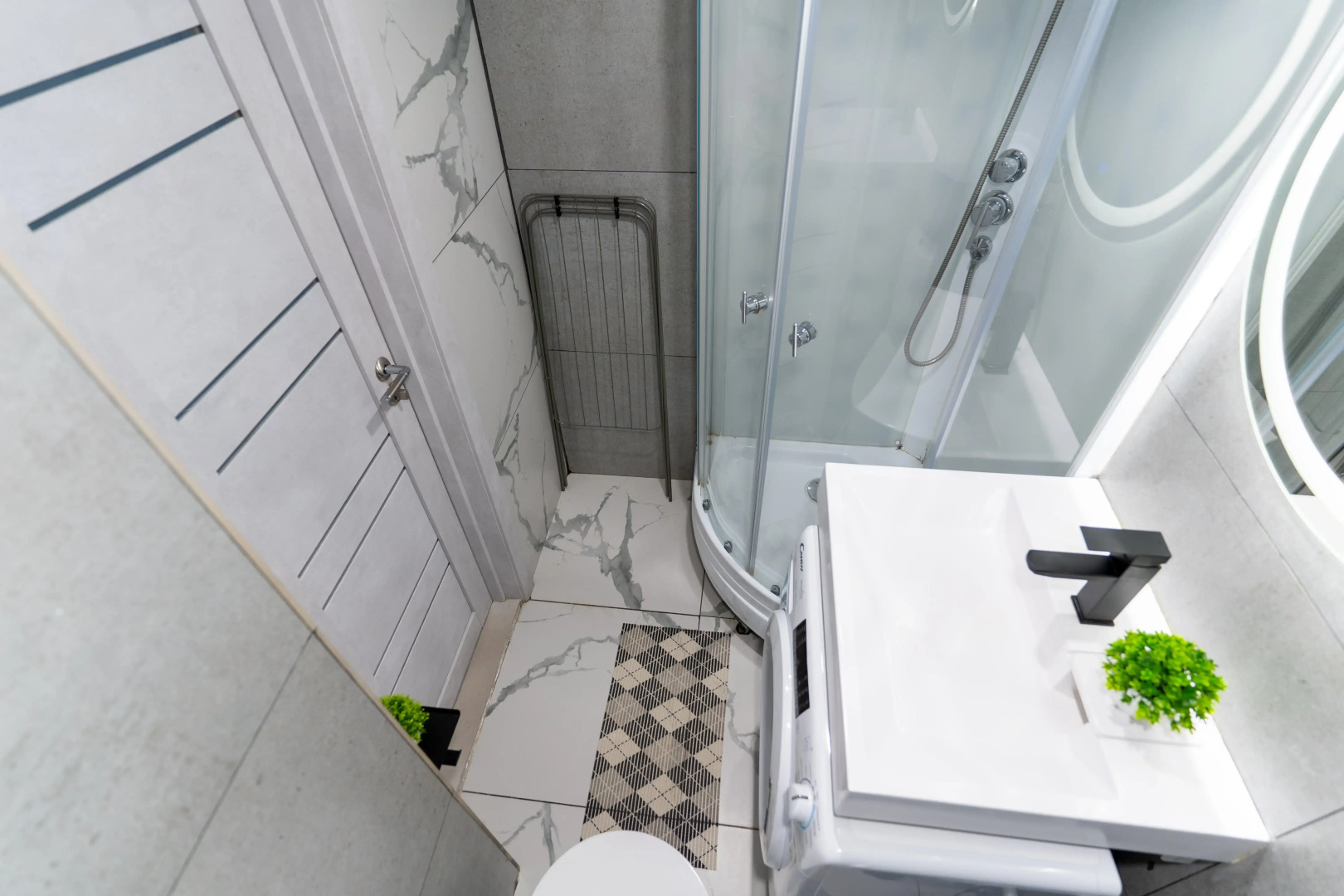 Апартаменты Stepanenkov на Малышева 25 (1)