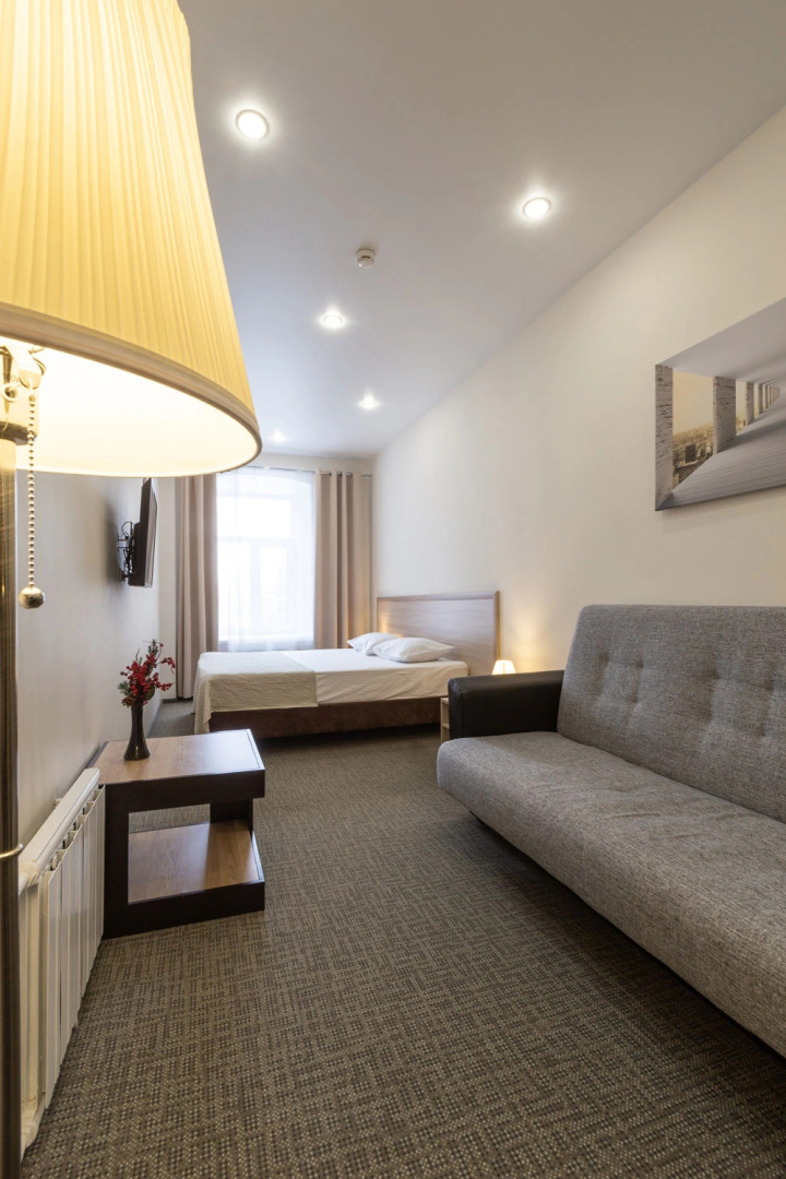 Отель Артхофф