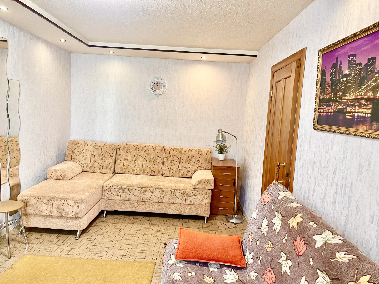 Апартаменты Gorkiy House на пл. Горького 80-2