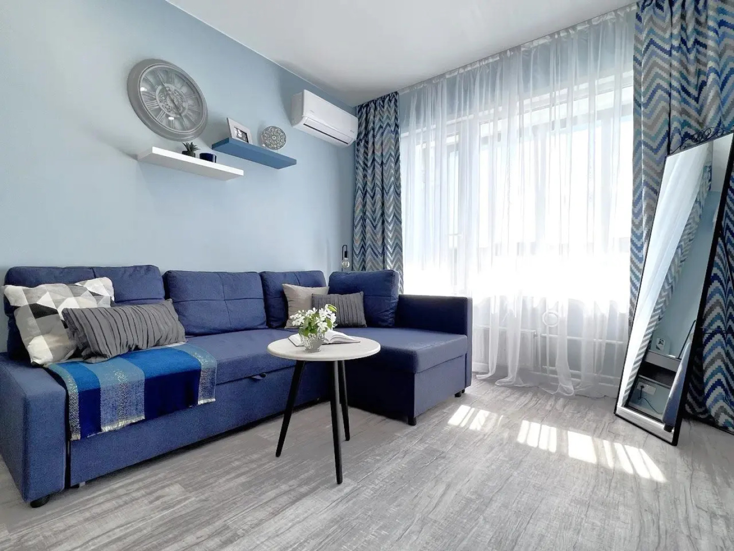 Апартаменты 1-комнатная квартира в шикарном семейном ЖК Галактика по Островского 195/2