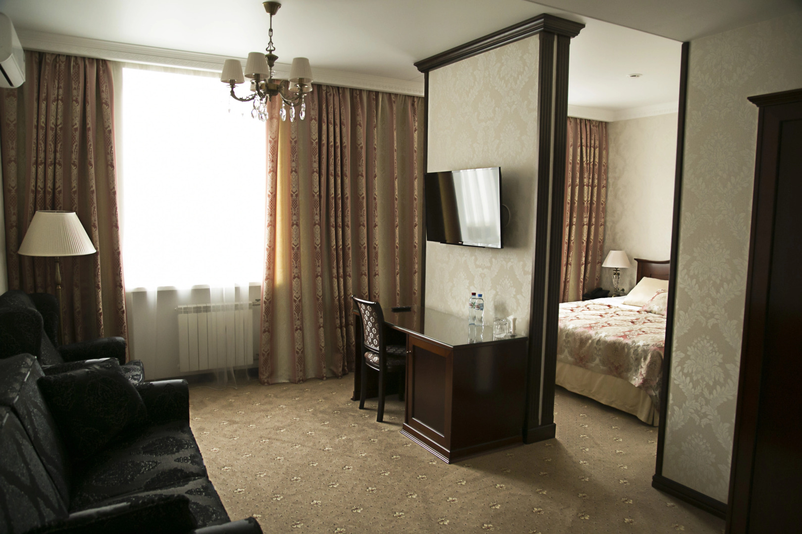 Отель Форум