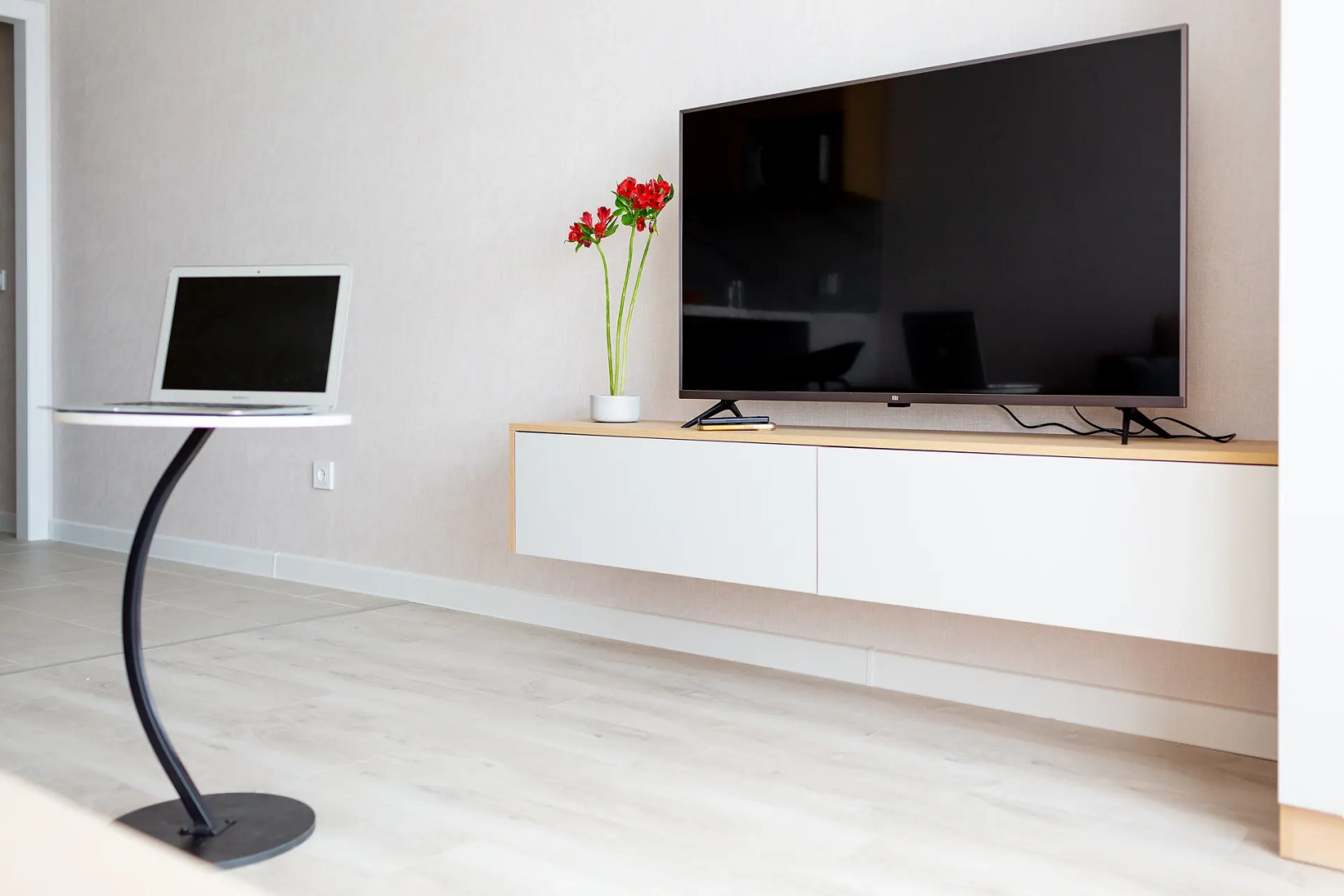 Апартаменты Уютная Студия с Развитой Инфраструктурой