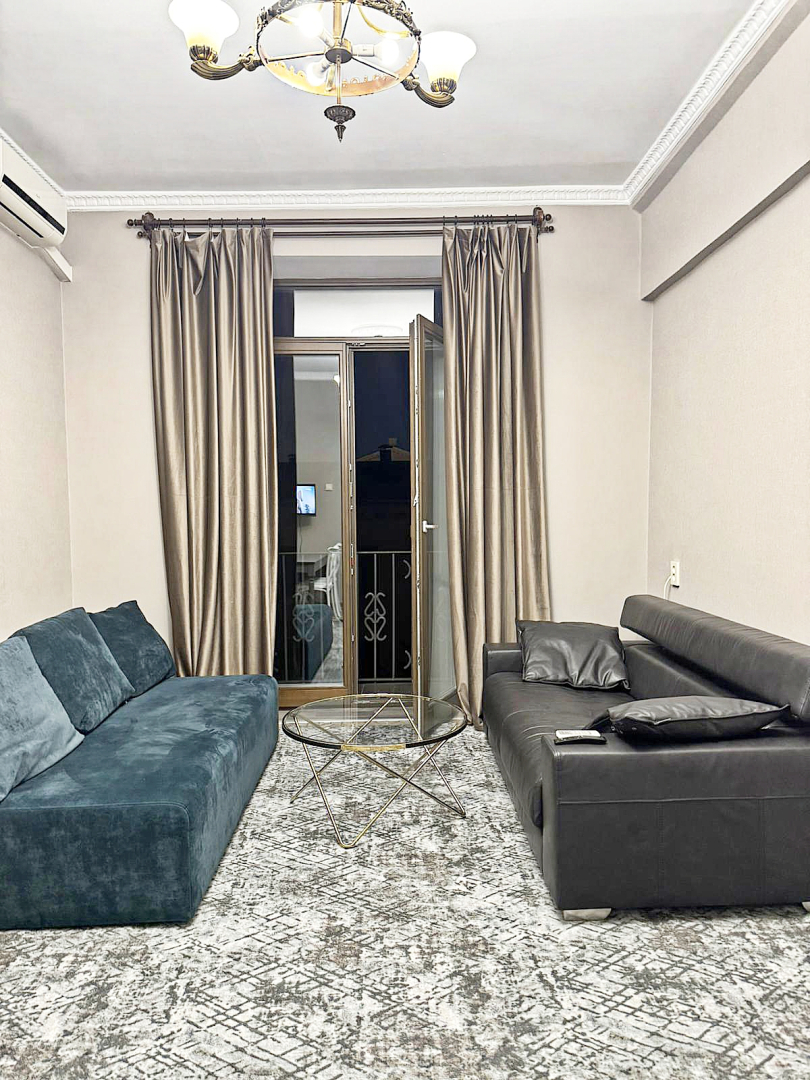 Апартаменты Центр Цирк Зыбитская Трёшка